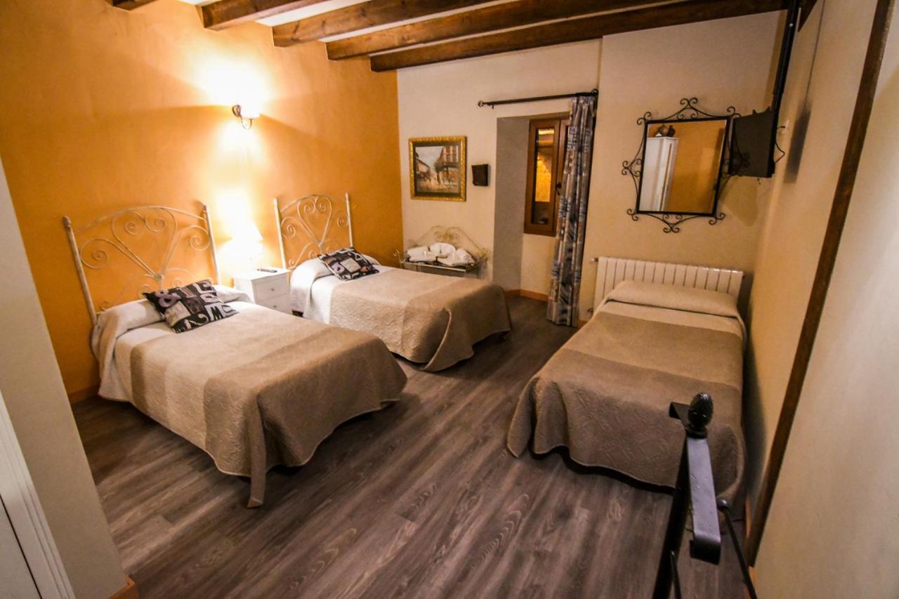 Acienleguas Hostel Castrojeriz Luaran gambar