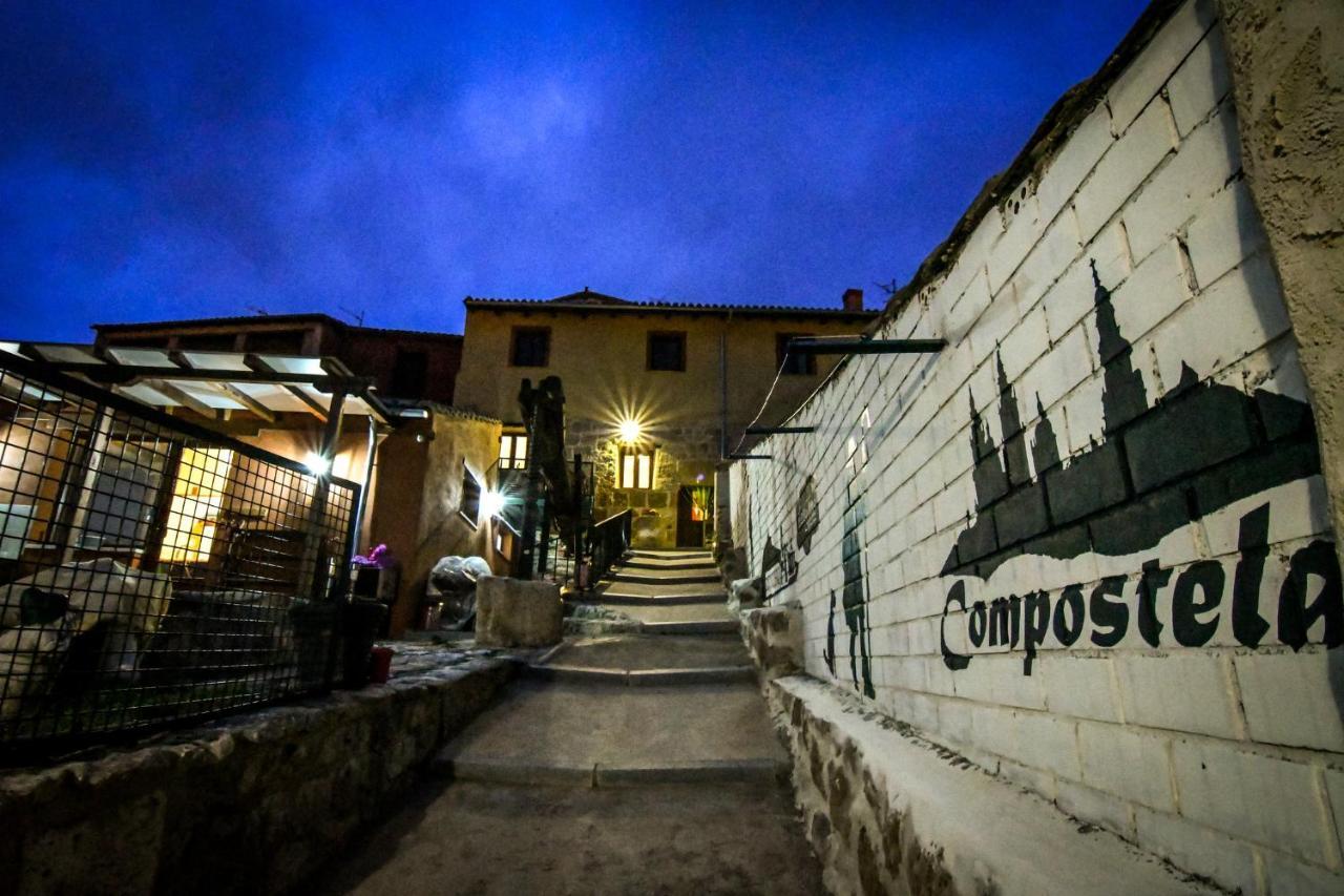 Acienleguas Hostel Castrojeriz Luaran gambar
